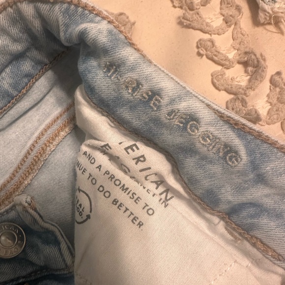 AE light wash no holes high rise jegging 2 x-short - Picture 3 of 4